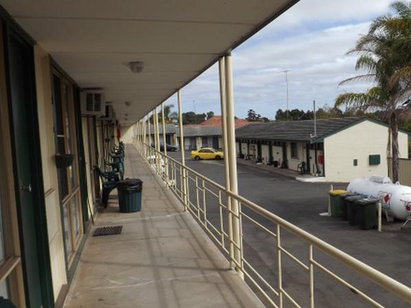Collie Motel Buitenkant foto