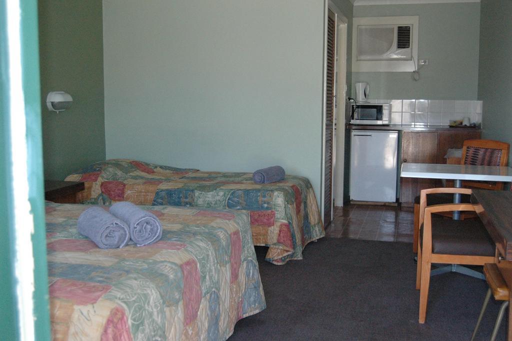 Collie Motel Buitenkant foto