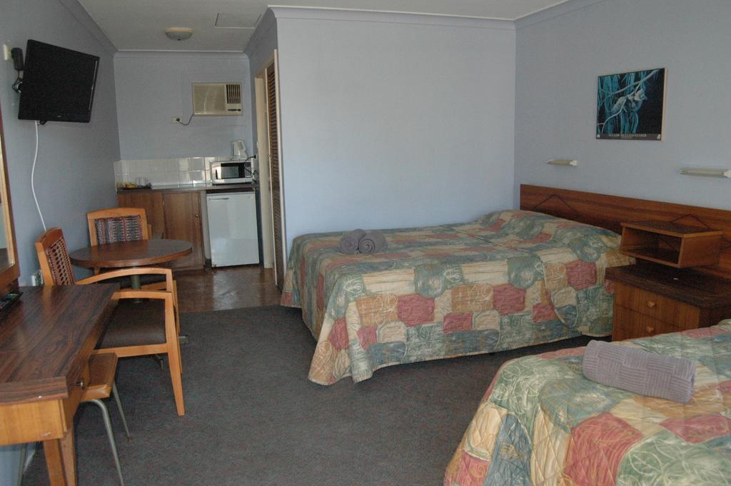 Collie Motel Buitenkant foto